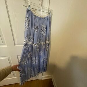 L’Atiste Blue Lace Detail Maxi Skirt